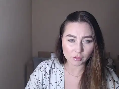 Snapshot of marishaarimova chatting on 06.21.26 marishaarimova online show from 06.21.26