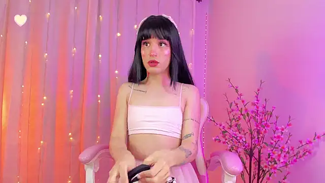 rosseblondee online show from 11.14.25