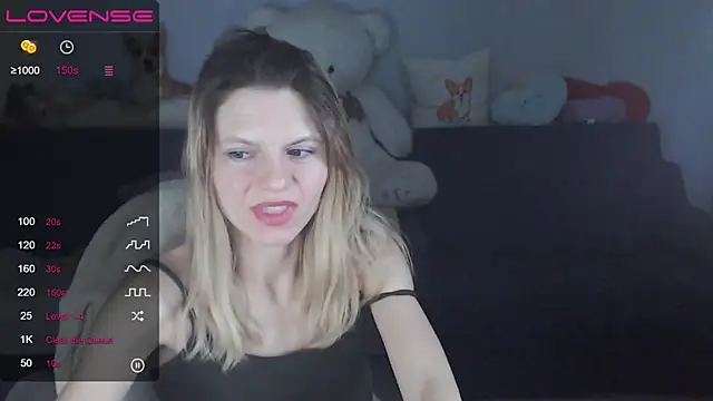 Snapshot of night_is_dark chatting on 01.21.25 night is dark online show from 01.21.25