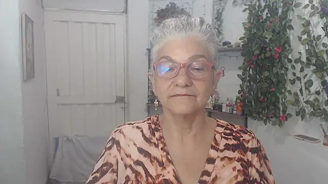 FunnyGrandma online show from 02.18.25