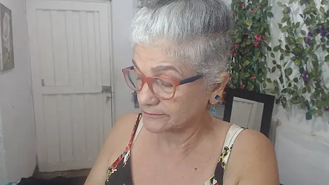 FunnyGrandma online show from 03.13.25