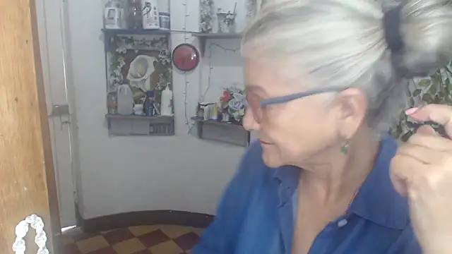 FunnyGrandma online show from 05.02.26