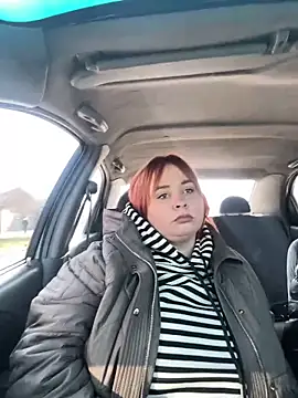 Model9798 online show from 02.27.25