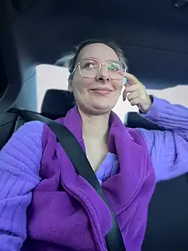 The Snowwhitee online show from 03.16.25