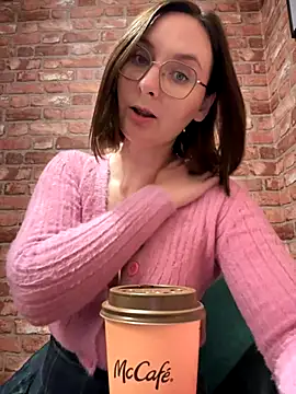 The Snowwhitee online show from 10.03.25