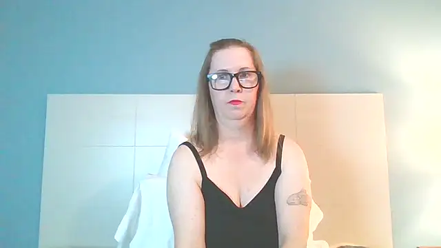 Snapshot of SweetandNaughty1 chatting on 01.10.25 SweetandNaughty1 online show from 01.10.25