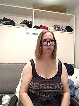 SweetandNaughty1 online show from 06.16.26