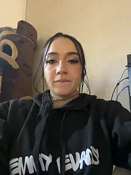 EmmyEvans1 online show from 11.21.25