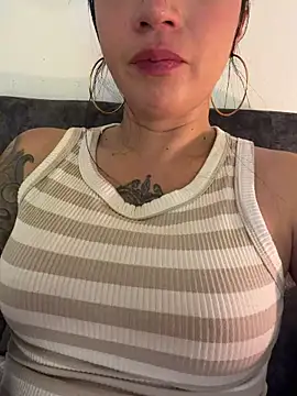 EmmyEvans1 online show from 05.28.26