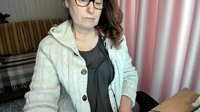 lauraoven online show from 02.05.26