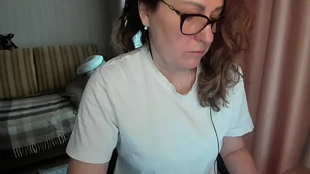 lauraoven online show from 04.03.26