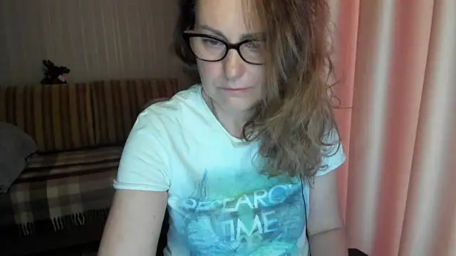 lauraoven online show from 04.29.26