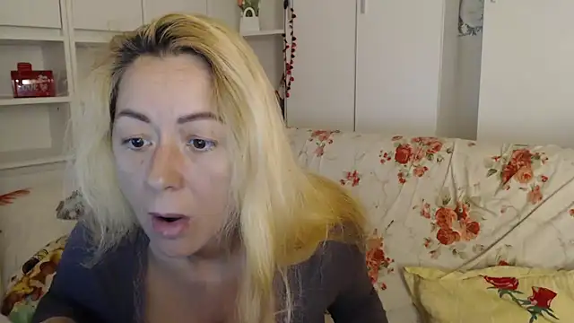 Snapshot of spell_of_love chatting on 03.30.26 spell of love online show from 03.30.26