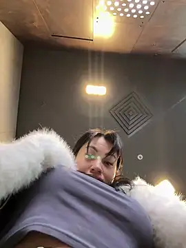 Wet  Bunny online show from 02.07.25