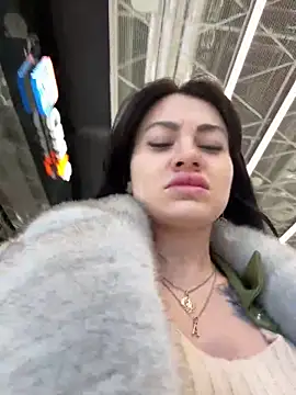 Wet  Bunny online show from 02.09.25