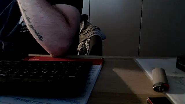 Snapshot of mrbigballs chatting on 05.11.26 mrbigballs online show from 05.11.26