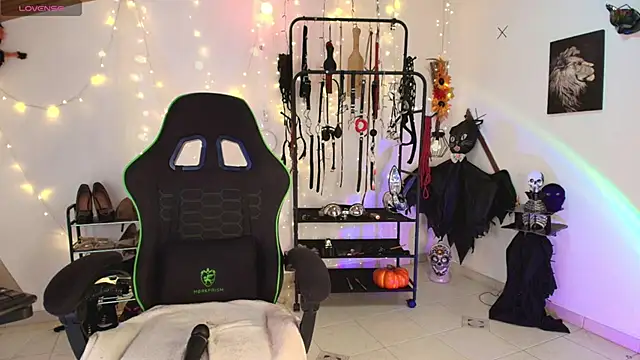 Snapshot of Arianna_connor1 chatting on 10.14.25 Arianna connor1 online show from 10.14.25