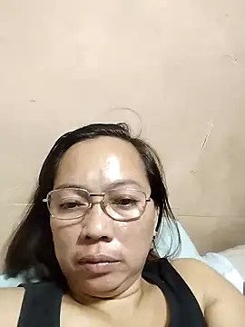 Snapshot of asianwet4u chatting on 02.19.25 asianwet4u online show from 02.19.25
