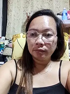 Snapshot of asianwet4u chatting on 02.20.25 asianwet4u online show from 02.20.25