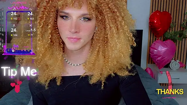 Snapshot of HelenSpellman chatting on 02.19.26 HelenSpellman online show from 02.19.26