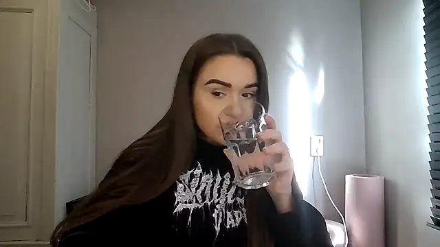 avajade online show from 11.21.25