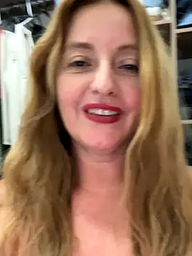 moniquerainx online show from 10.24.25