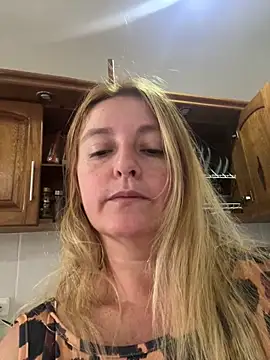 moniquerainx online show from 04.11.26