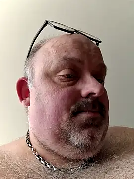 Bibear197511 online show from 05.26.26