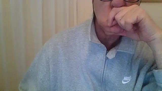 Snapshot of ANONIMO7735 chatting on 02.04.26 ANONIMO7735 online show from 02.04.26