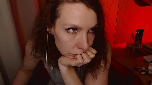 JohansonKatie online show from 01.18.25