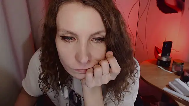 JohansonKatie online show from 01.27.25