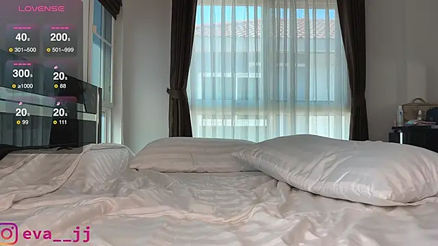 Eva JJ online show from 01.09.25