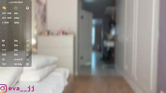 Eva JJ online show from 11.07.25