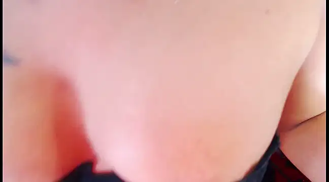 Snapshot of KylieMaxwellCaulfield_TS chatting on 03.21.25 KylieMaxwellCaulfield TS online show from 03.21.25