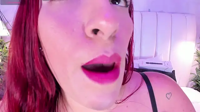 naughty flower18 online show from 01.30.25