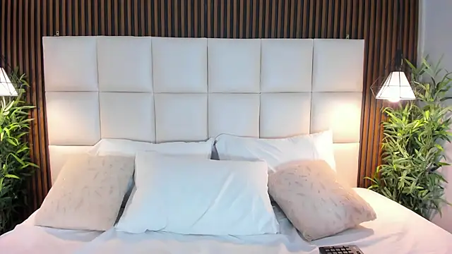 naughty flower18 online show from 10.08.25