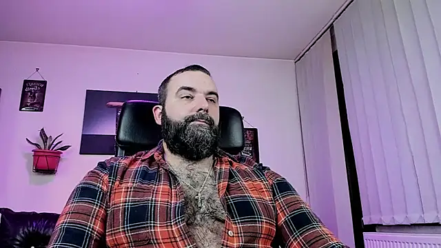 Snapshot of ChristophJules chatting on 03.08.25 ChristophJules online show from 03.08.25