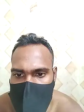 Snapshot of naxus@xh chatting on 10.19.25 naxusxh online show from 10.19.25