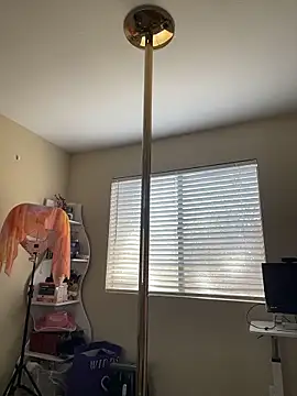 Evie-Luna online show from 12.19.25