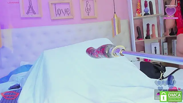 leylla  online show from 04.11.26