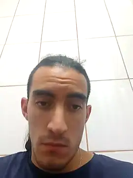 Snapshot of TommyMomentum chatting on 12.17.24 TommyMomentum online show from 12.17.24