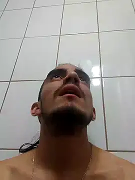 Snapshot of TommyMomentum chatting on 01.13.25 TommyMomentum online show from 01.13.25