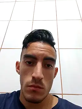 Snapshot of TommyMomentum chatting on 03.17.25 TommyMomentum online show from 03.17.25