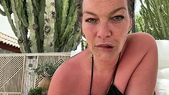 cyberchickie maria online show from 06.28.26