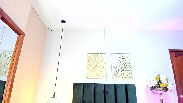 JupiteFox online show from 04.09.26