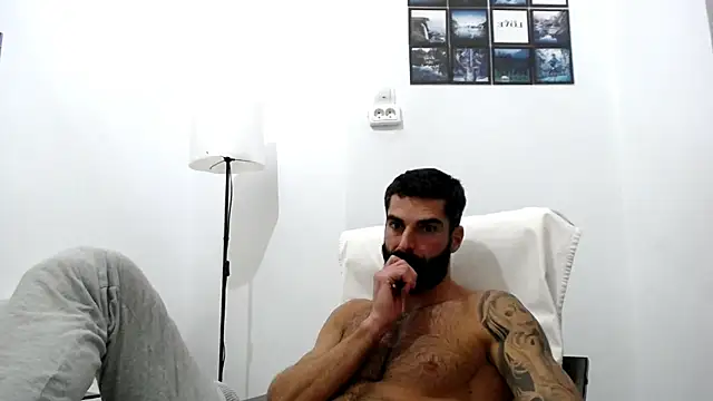 Verycutex online show from 10.04.25