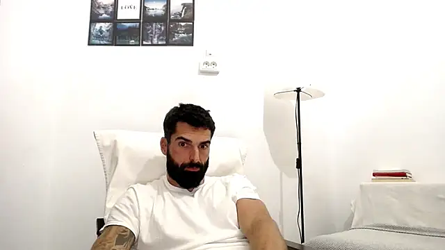 Verycutex online show from 10.21.25