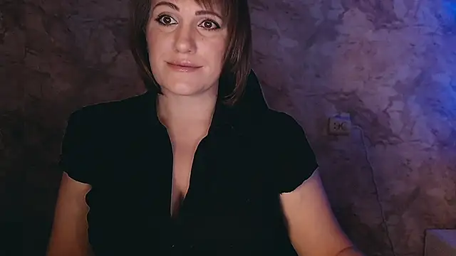 Snapshot of _letty_ chatting on 01.03.25  letty  online show from 01.03.25