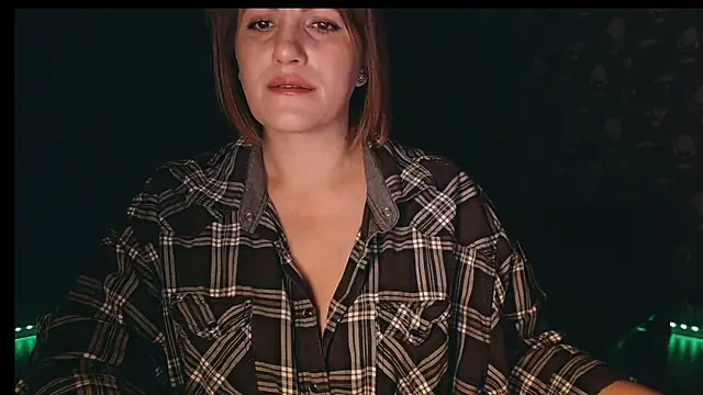 Snapshot of _letty_ chatting on 02.15.26 letty online show from 02.15.26