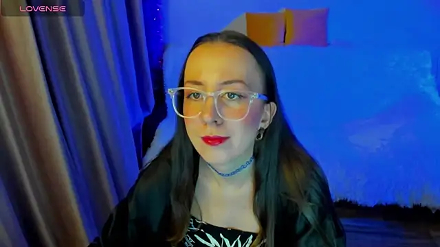 CurlySteph online show from 02.04.26